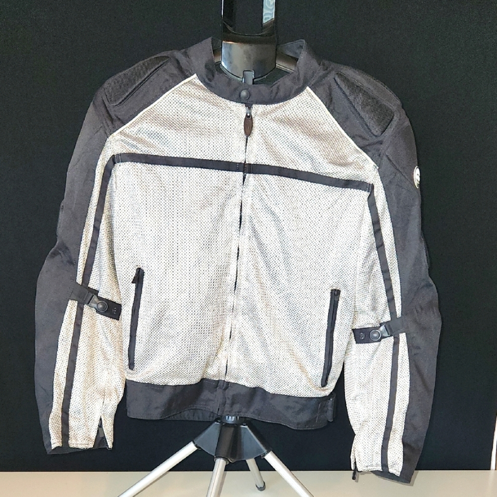 Fulmer - Men's Armored and Vented Motorcycle Jacket - Grey/Black - Sz M